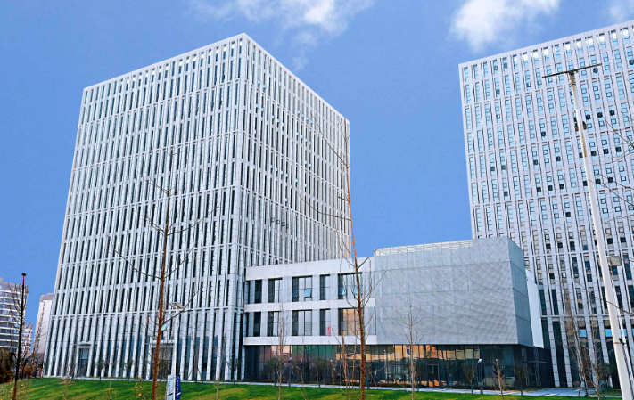 环氧地坪施工技术要点与常见质量通病防治分析
